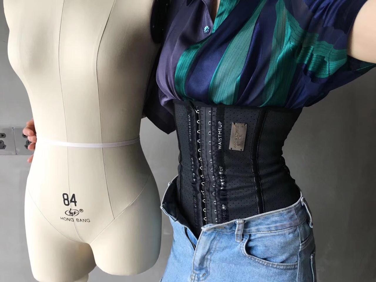 论坛 69 生活服务 69 ┊跳蚤市场┊ 69 进口束腰,塑形必备